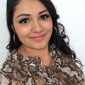 Meet your Posher, Nancy